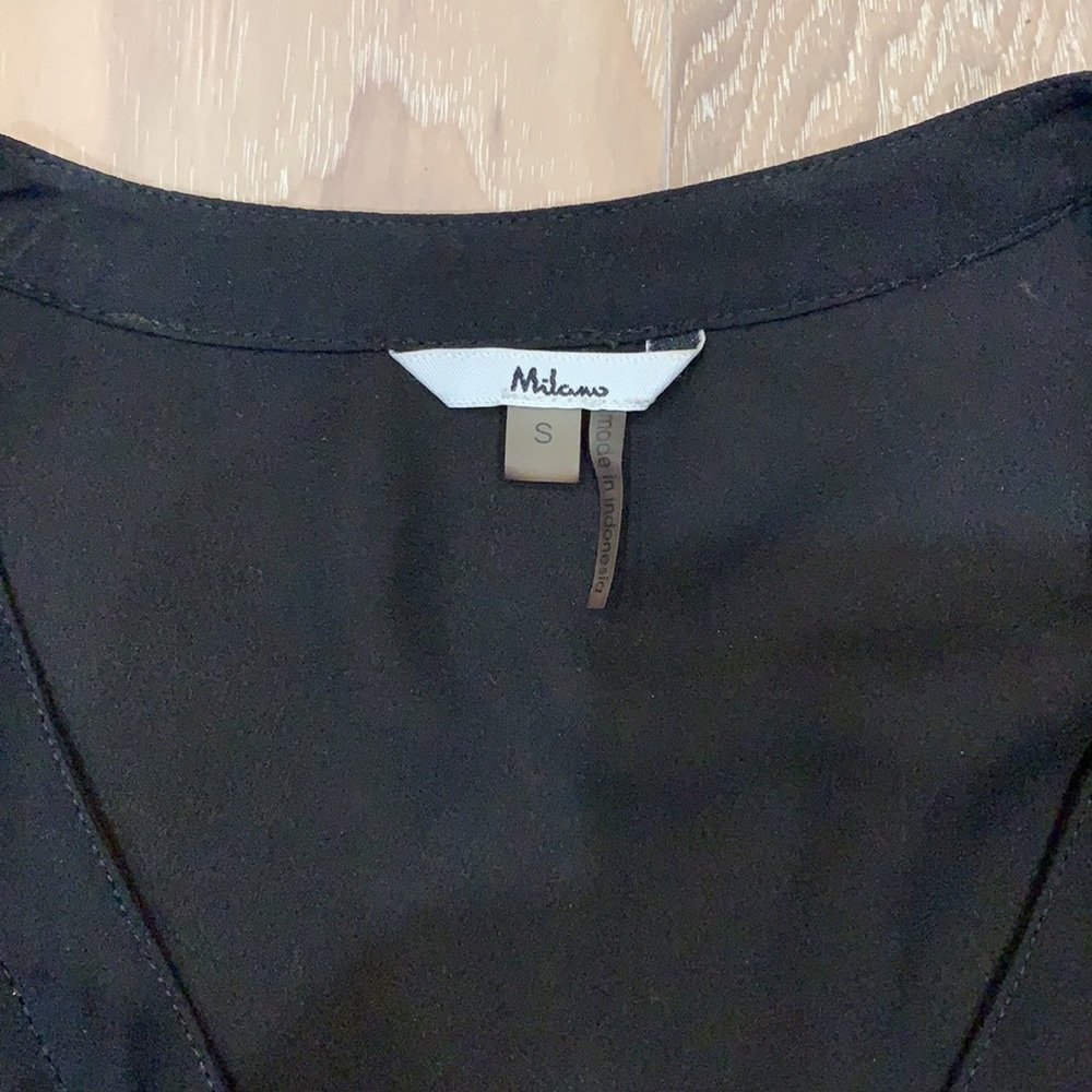 Milano sleeveless top - Size small - Picture 3 of 6